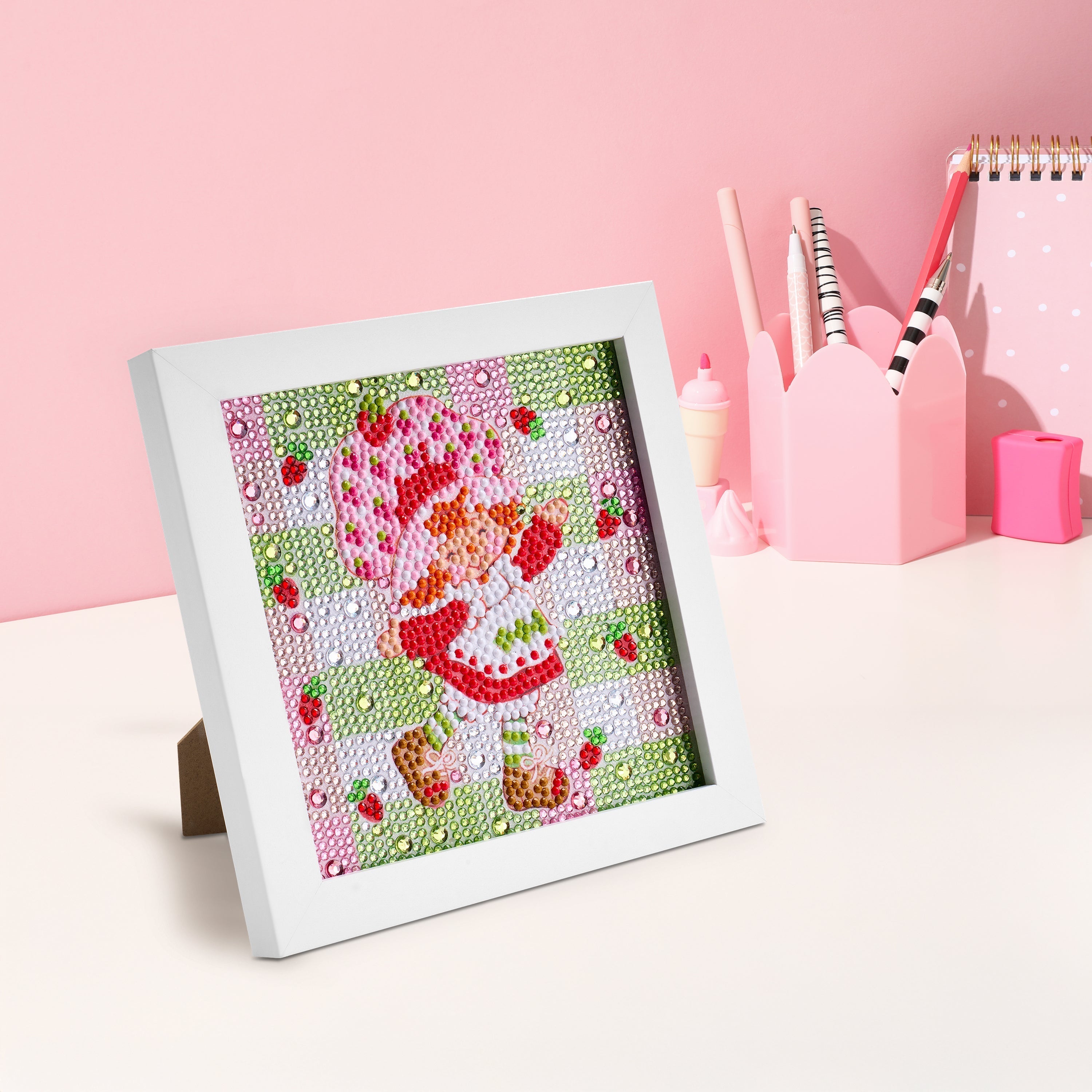 Frameables™ - Vintage Berry Magic